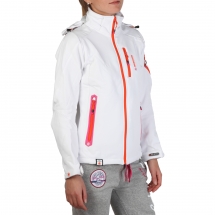  Geographical Norway Tamara_woman_white