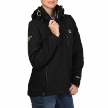  Geographical Norway Tchika_womanA_black