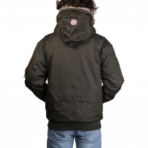  Geographical Norway Antartic_man_kaki