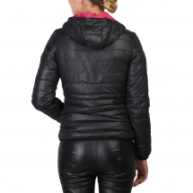  Geographical Norway Crocodile_woman_black