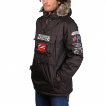 Geographical Norway Building_man_dbrown