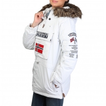  Geographical Norway Bulbeuse_woman_white